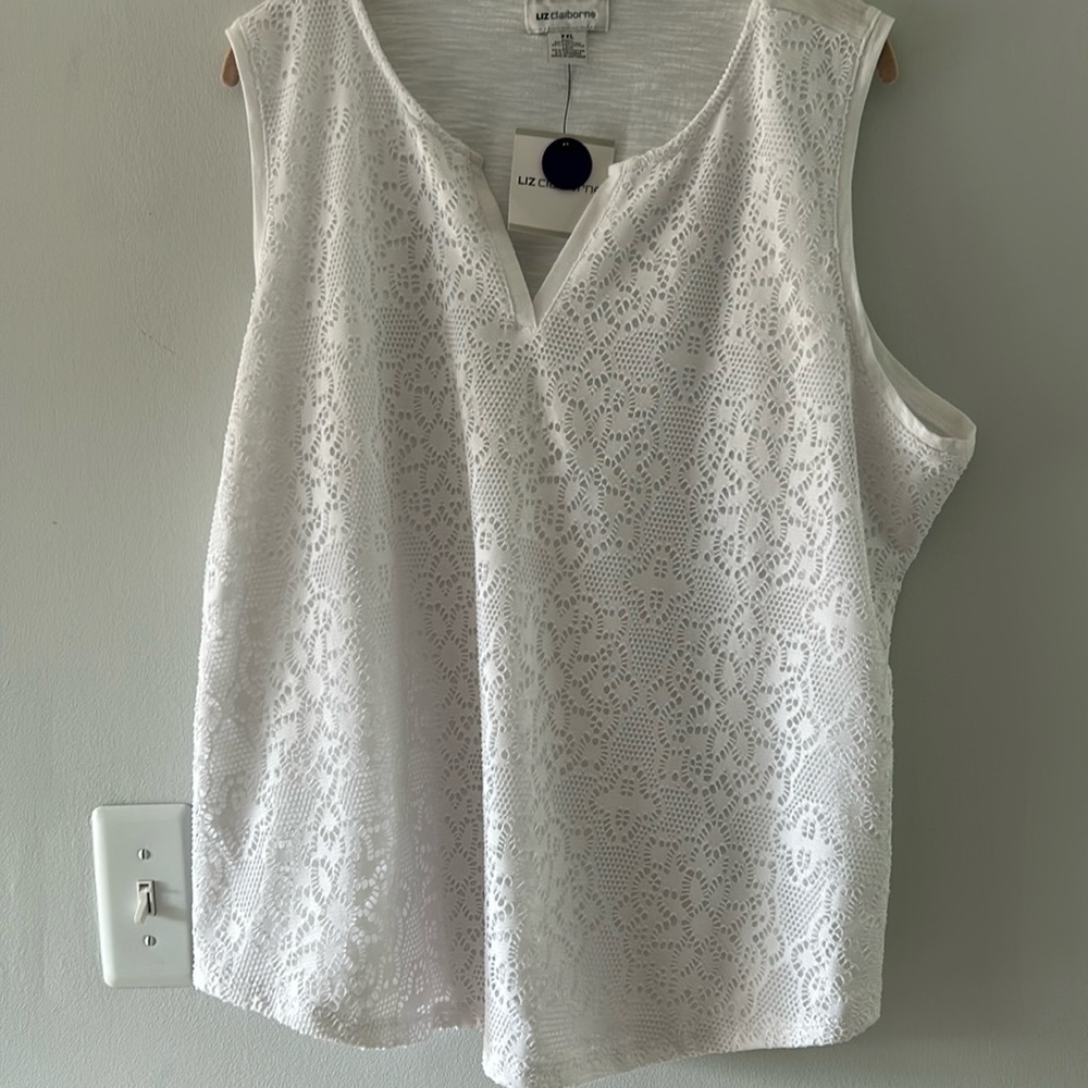 NWT Liz Claiborne White Sleeveless Top size XXL